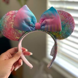 Disney Parks Tie Dye Minnie Ears Headband